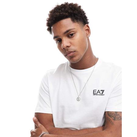 EA7 - T-shirt met logo op de borst in wit