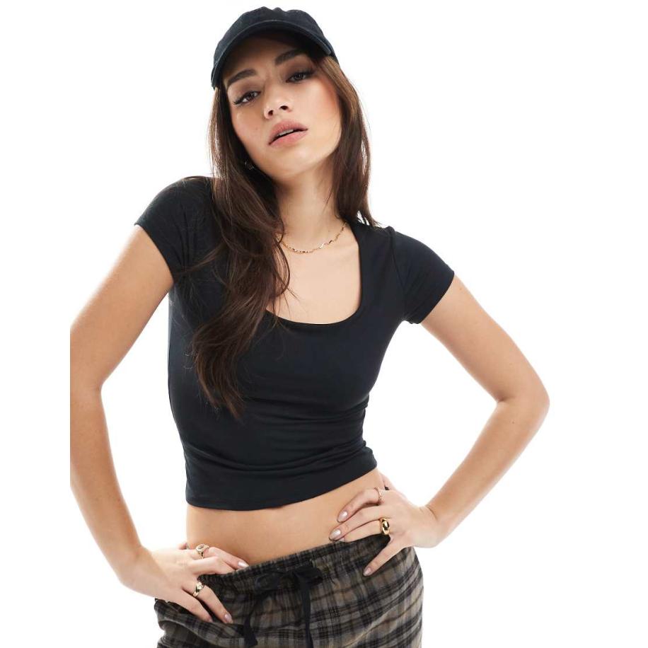 Hollister T-shirt met lage ronde hals in zwart Zwart