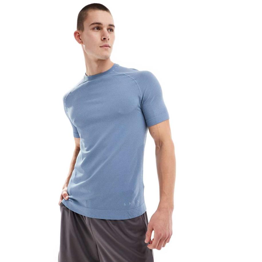 Born Living Yoga - Otawa - T-shirt met reflecterende details in donkerblauw Blauw