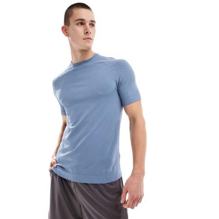 Born Living Yoga - Otawa - T-shirt met reflecterende details in donkerblauw