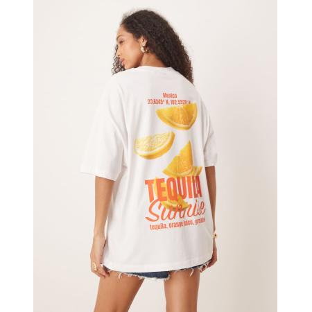 ASOS DESIGN Oversized T-shirt met 'Tequila' cocktailprint in wit