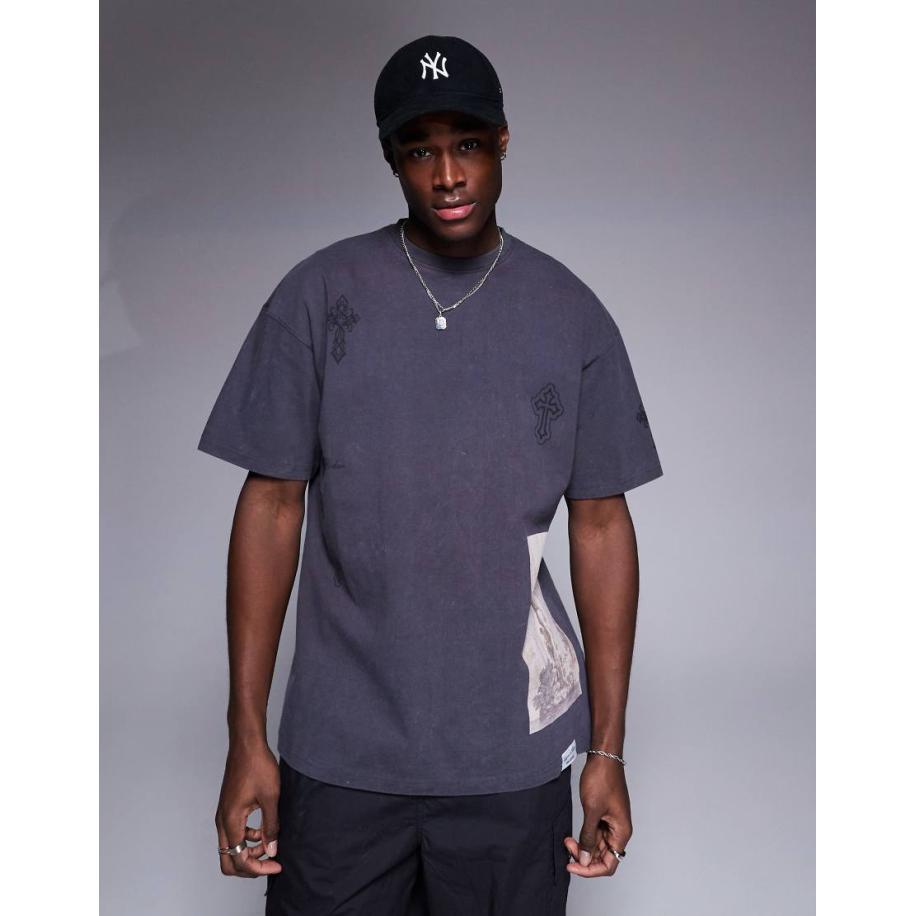 Liquor N Poker - Oversized T-shirt met verspreide prints van kruis in grijs Grijs