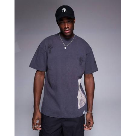 Liquor N Poker - Oversized T-shirt met verspreide prints van kruis in grijs