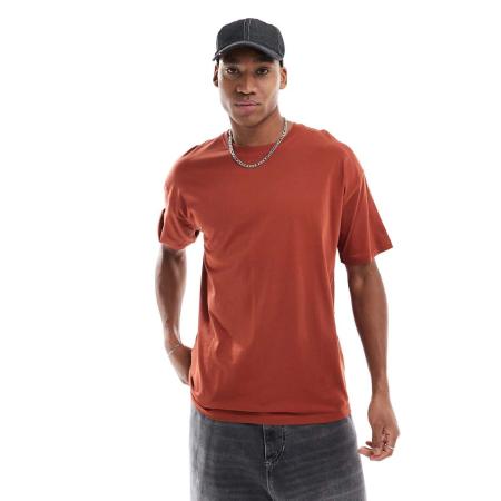 New Look - Oversized T-shirt in roestbruin