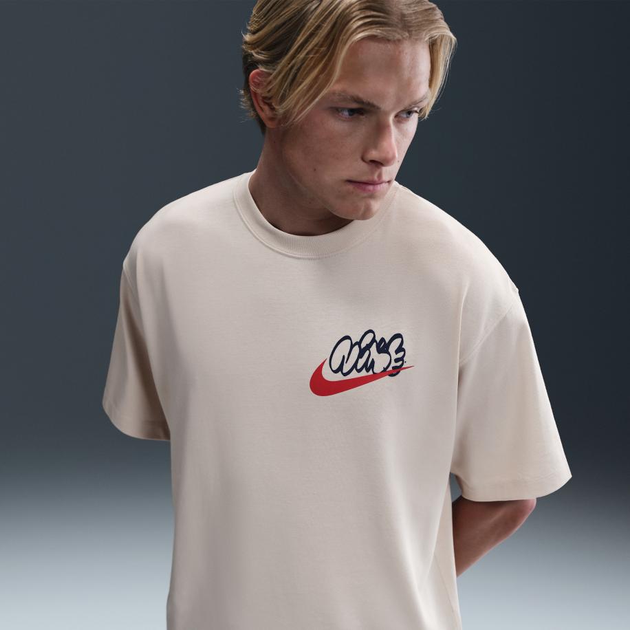 Nike Solo Swoosh T-shirt voor heren - Bruin Bruin