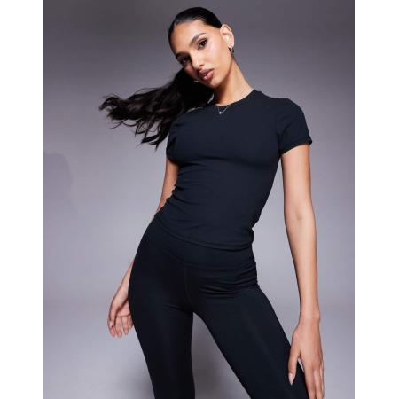 4505 Zacht geribbeld verkleind performance T-shirt in zwart