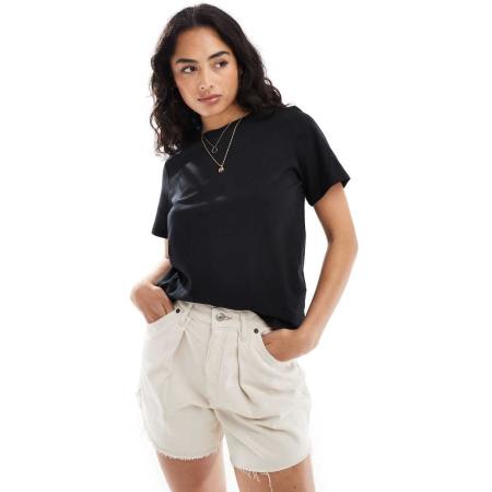 JDY Boxy T-shirt in zwart