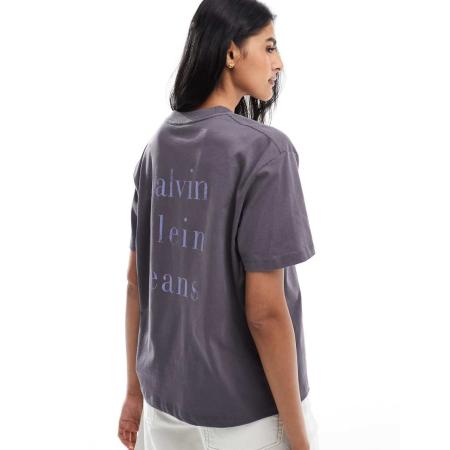 Calvin Klein Jeans T-shirt met gestapelde logoprint op de achterkant in grijs