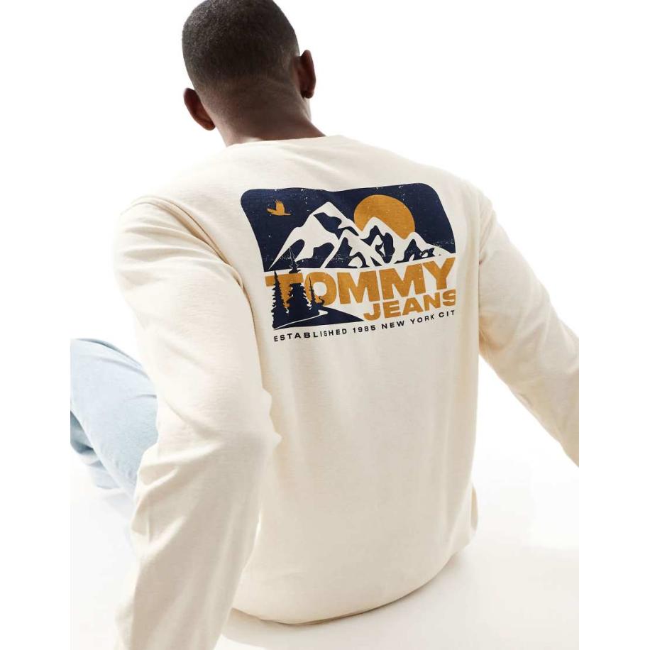 Tommy Jeans - T-shirt met outdoor- en logoprint op de achterkant in ecru en marineblauw-Wit Wit