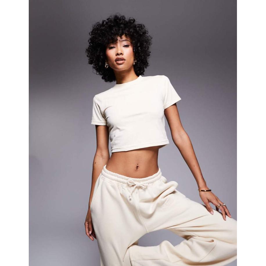 Kaiia Sport Baby T-shirt van co-ord set met geborduurd logo in crème-Neutraal Multicolor