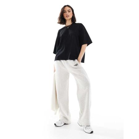 Monki Recht T-shirt van zware stof in zwart