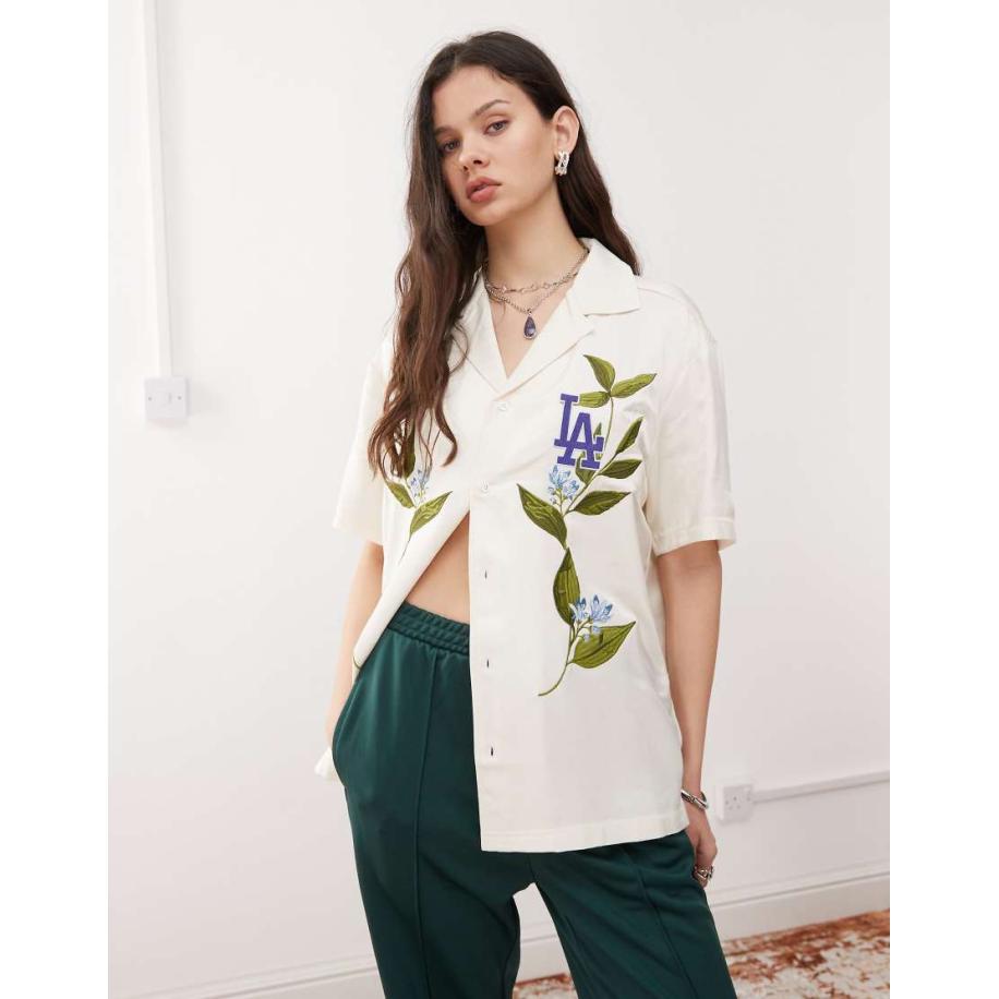 New Era LA Dodgers Overhemd met bloemenprint in crème-Wit Wit