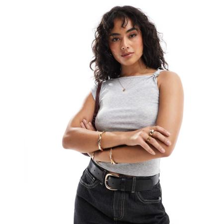 Cotton On Marlow Top met korte mouwen en gedraaid schouderbandje in grijs