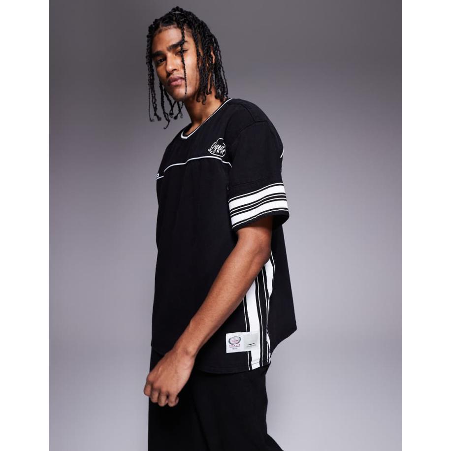 Liquor N Poker - Oversized varsity hockey T-shirt in zwart Zwart