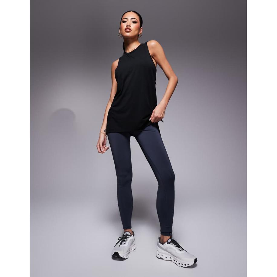 4505 Sneldrogend hemdje van performance jersey met verlaagde armsgaten in zwart Zwart