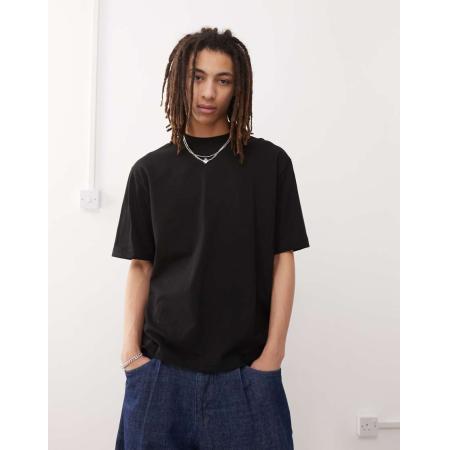 Weekday - Ruimvallend T-shirt van zware jersey in zwart