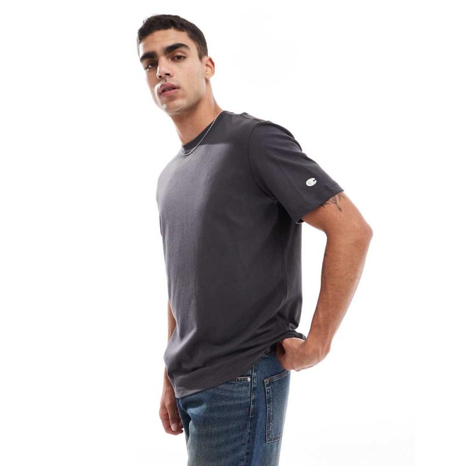 Champion - T-shirt in zwart Zwart