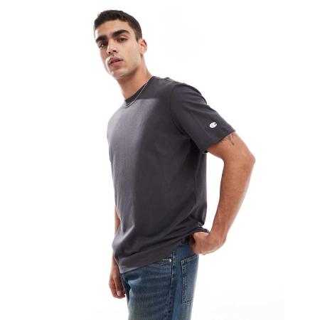 Champion - T-shirt in zwart