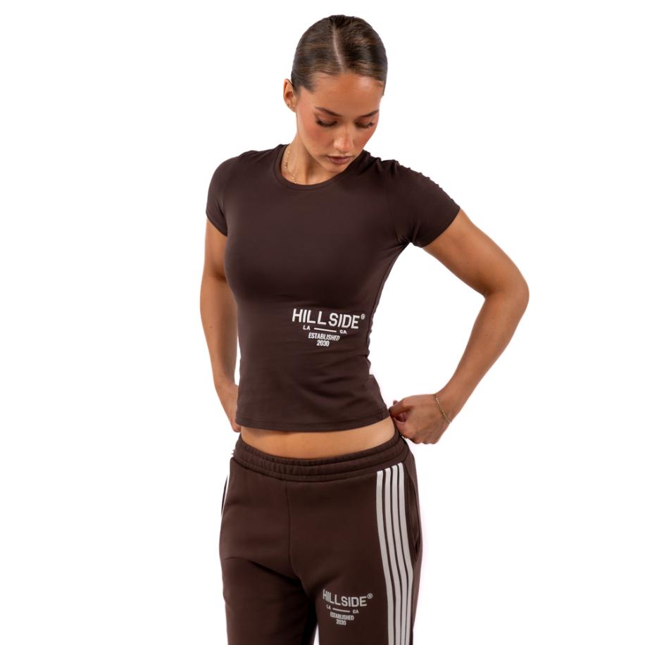 Hillside Cropped T-Shirt Bruin