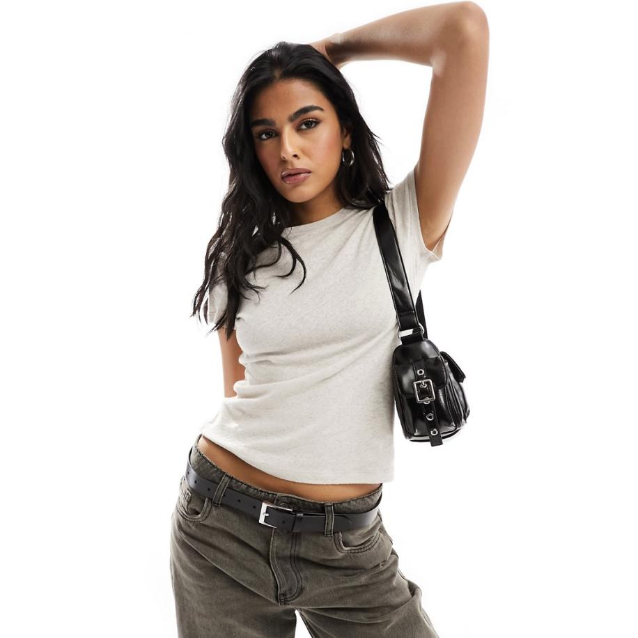 Weekday T-shirt van linnenmix in beige-Neutraal Multicolor