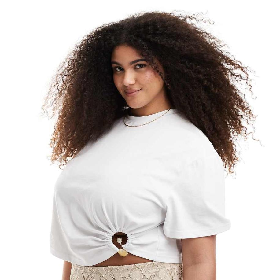 4th & Reckless Plus Cropped T-shirt met ring met kralen in wit Wit