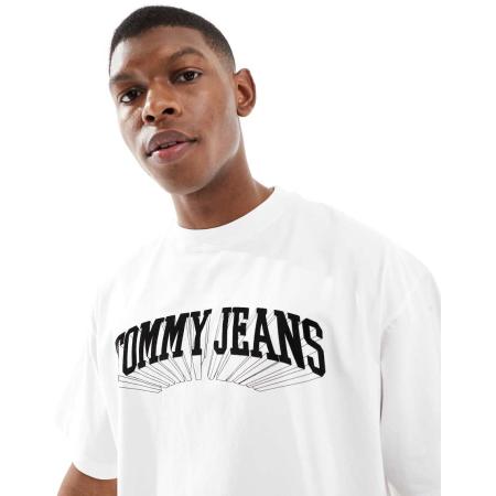 Tommy Jeans - Oversized T-shirt met collegestijl logo in wit