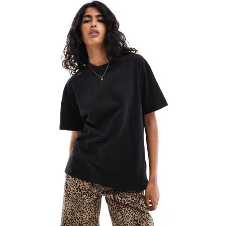 Cotton On Boxy oversized T-shirt in zwart