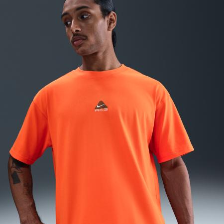 Nike ACG T-shirt voor heren - Oranje