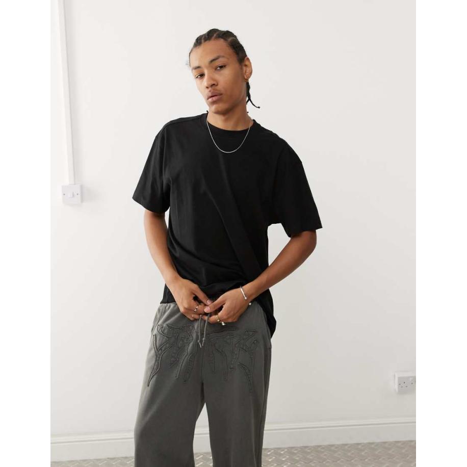 Weekday - Oversized T-shirt in zwart Zwart