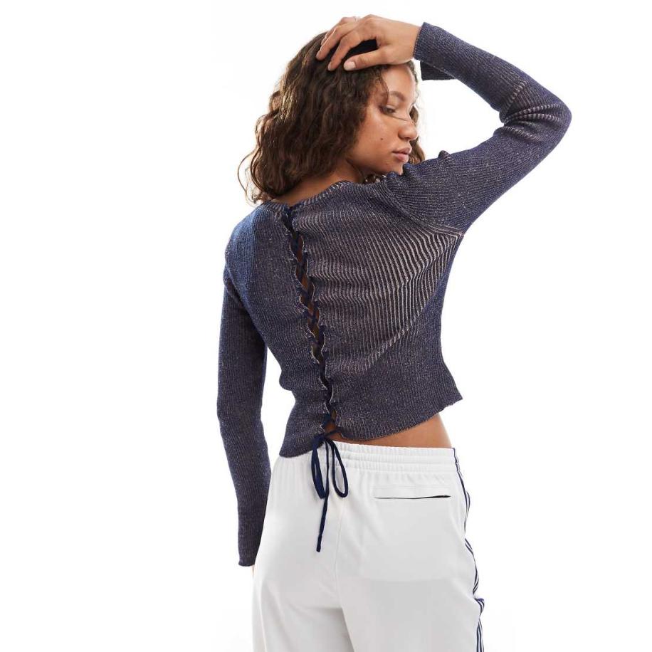 Monki Gebreide top van gedraaid garen met lange mouwen in marineblauw Blauw