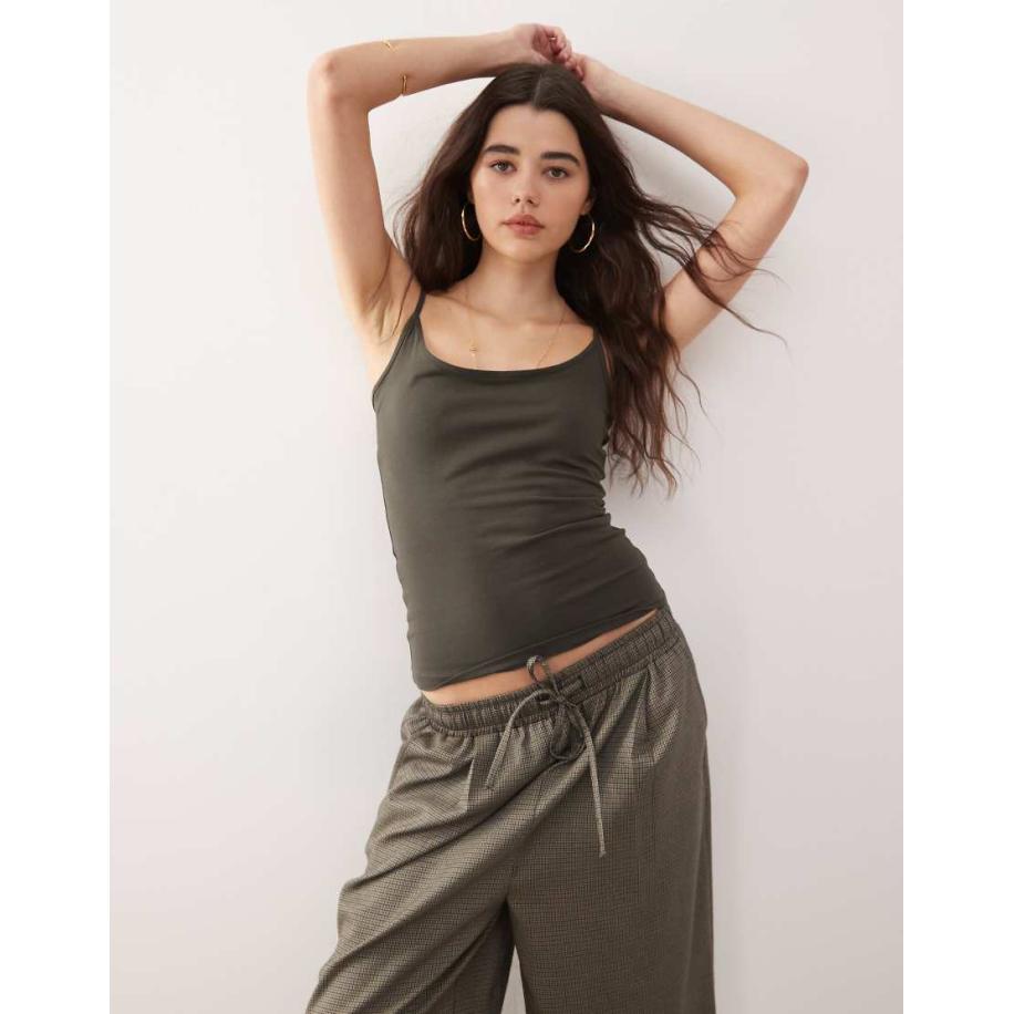 Weekday Hemdje met skinny bandjes in kaki-Groen Groen