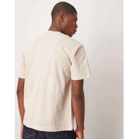Calvin Klein Jeans - T-shirt in zandkleur met grote logoprint op de achterkant in dezelfde tint-Neutraal