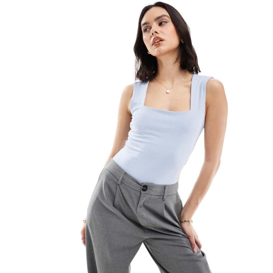 New Look Body van gladde stof met vierkante hals in lichtblauw Blauw