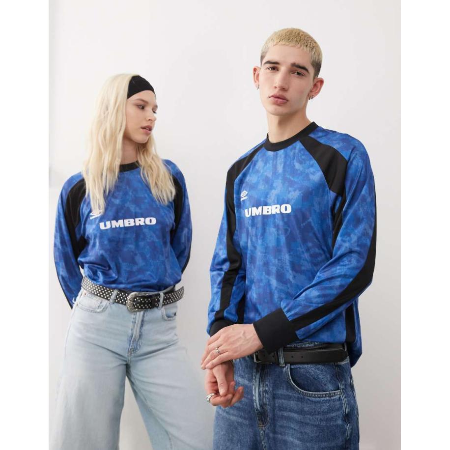 Umbro - Voetbalshirt met lange mouwen en print in blauw en zwart Blauw