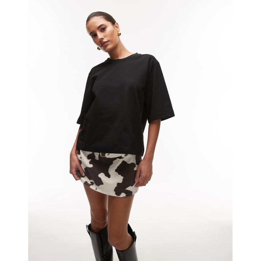 ARKET Recht T-shirt van zware stof in zwart Zwart