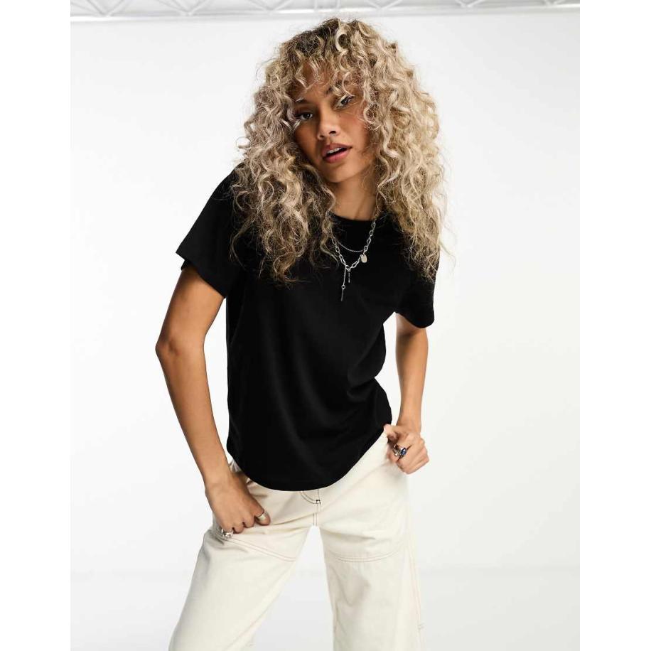 Weekday Essence Standaard T-shirt in zwart Zwart