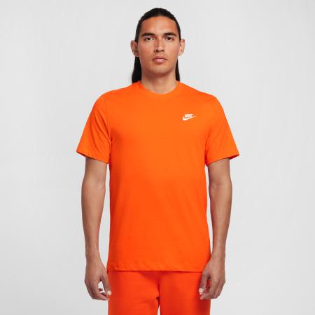 Nike Club T-shirt voor heren - Oranje