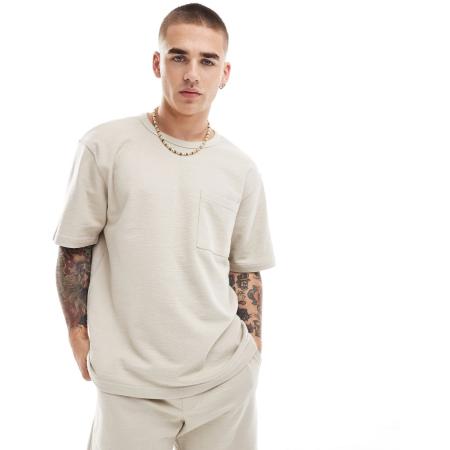 ONLY & SONS - Ruimvallend T-shirt met textuur in beige, deel van co-ord set-Neutraal