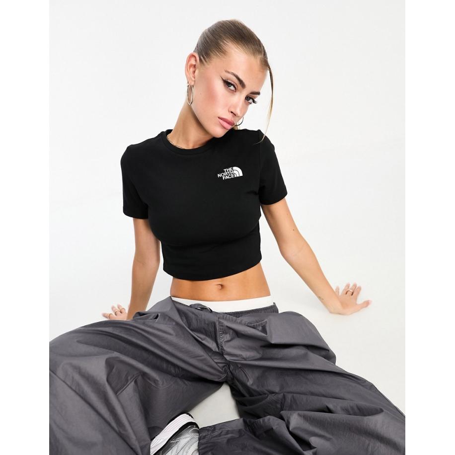 The North Face Simple Dome Cropped t-shirt in zwart Zwart
