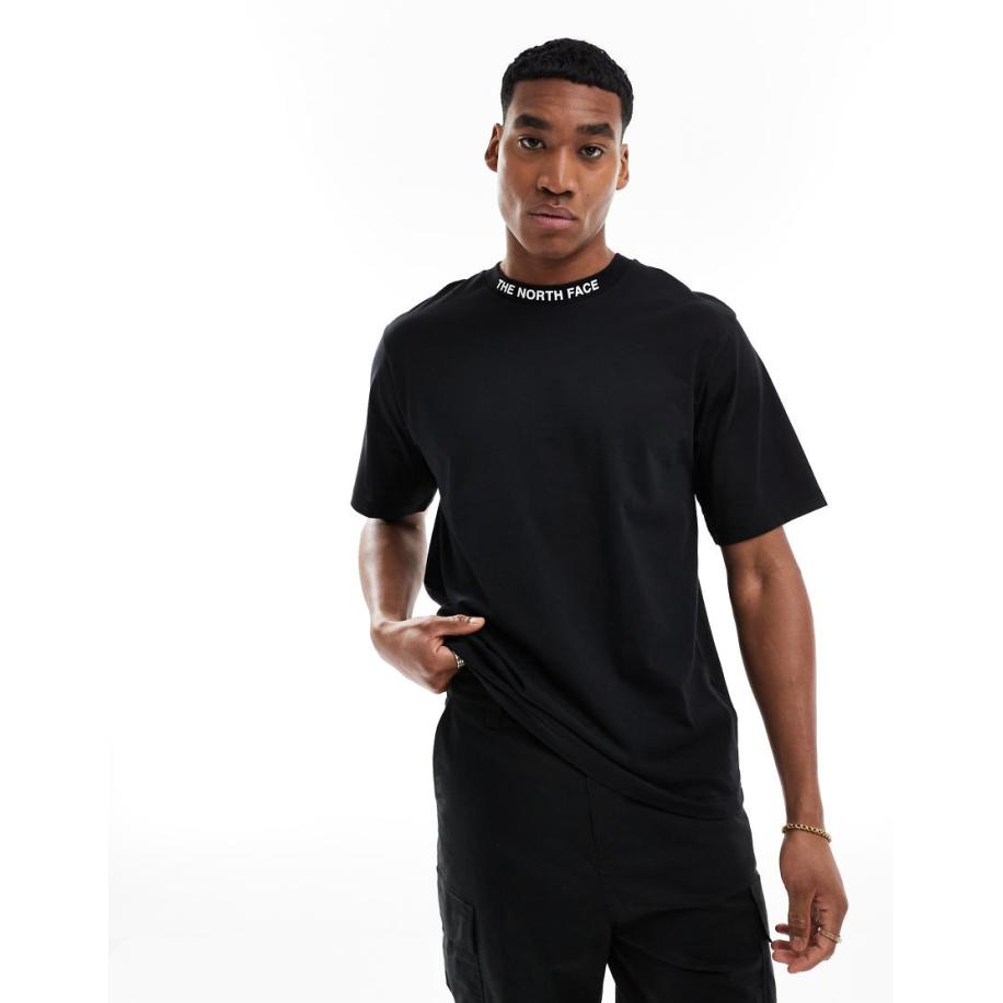 The North Face - Zumu - T-shirt met logobies in zwart Zwart
