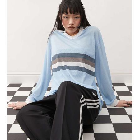 COLLUSION Sportieve rugbytop van dunne mesh in blauw met wassing