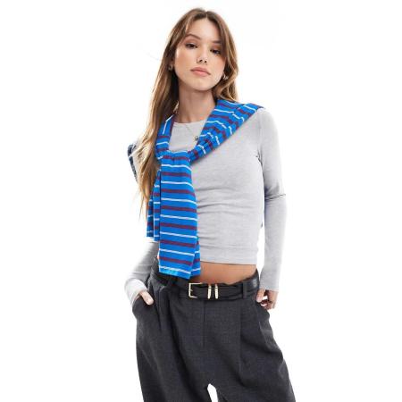 Cotton On Top met ronde hals en lange mouwen in grijs