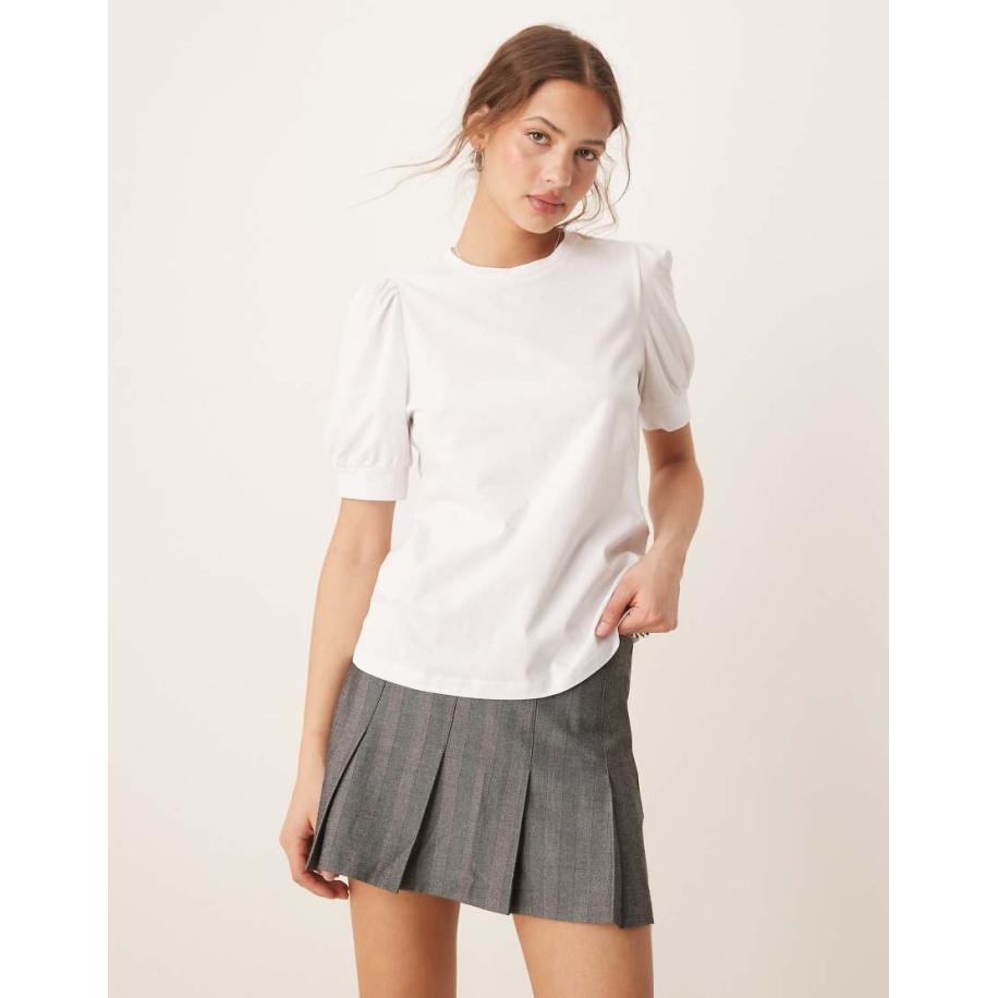 AWARE T-shirt met pofmouwen in wit Wit