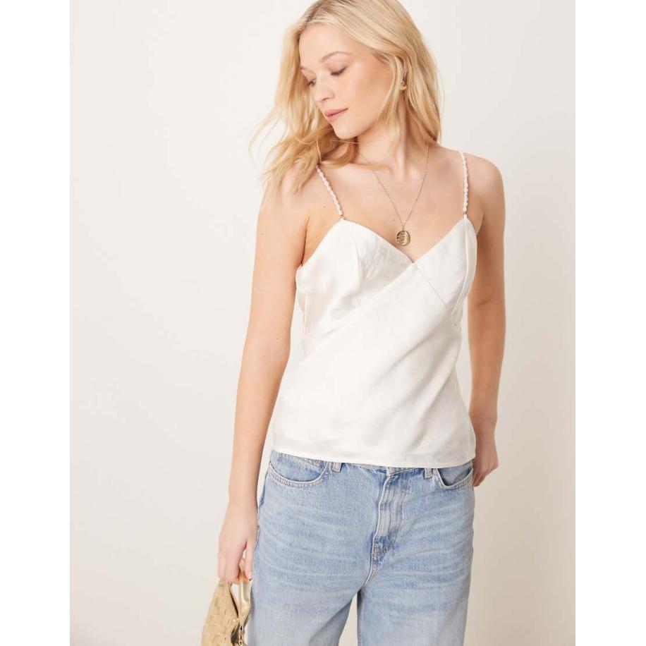 Abercrombie & Fitch Camitop met blote rug en parelbandjes in wit Wit