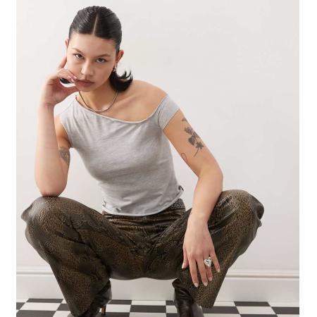 COLLUSION Top met blote schouders en korte mouw in gemêleerd grijs