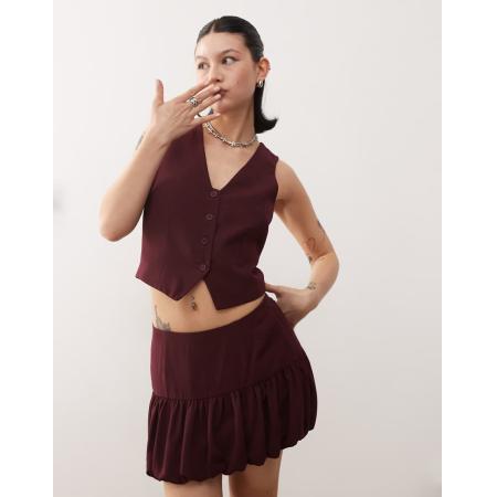 COLLUSION Aansluitend gilet in wijnrood, deel van co-ord set