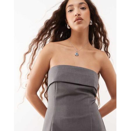 COLLUSION Elegante bandeau-top met lange pasvorm in grijs, deel van co-ord set