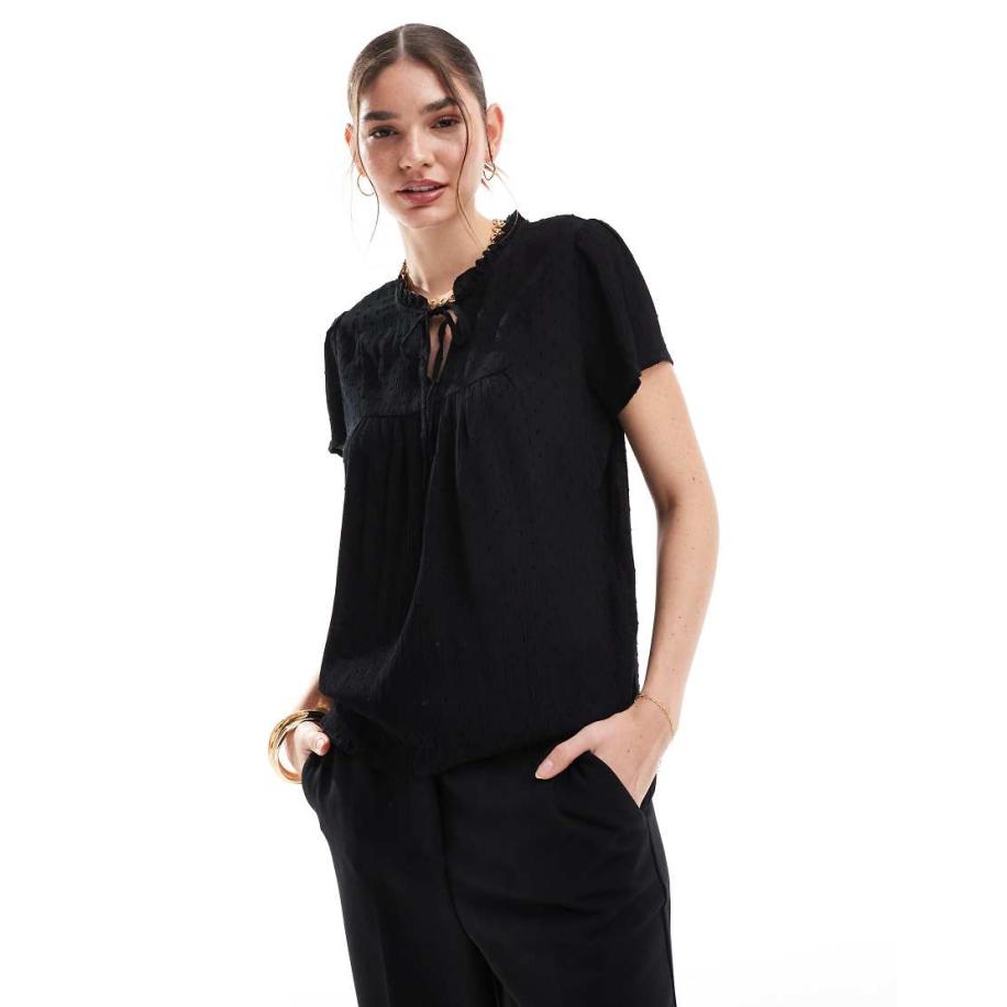 JDY Blouse met strik aan de hals en broderie in zwart Zwart