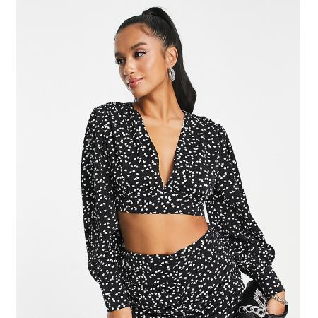 Collective The Label Petite Exclusive Aangerimpelde crop top met fijne hartjesprint in zwart, deel van co-ord set