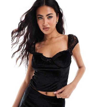Love Triangle Fluwelen korsettop met kanten detail in zwart, deel van co-ord set